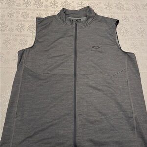 Oakley Charcoal Gray Zip-Up Vest
